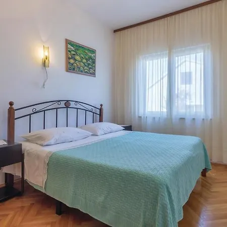 Milka 1767 Appartement